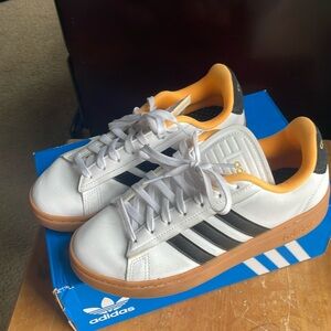 Adidas Women’s Sneakers